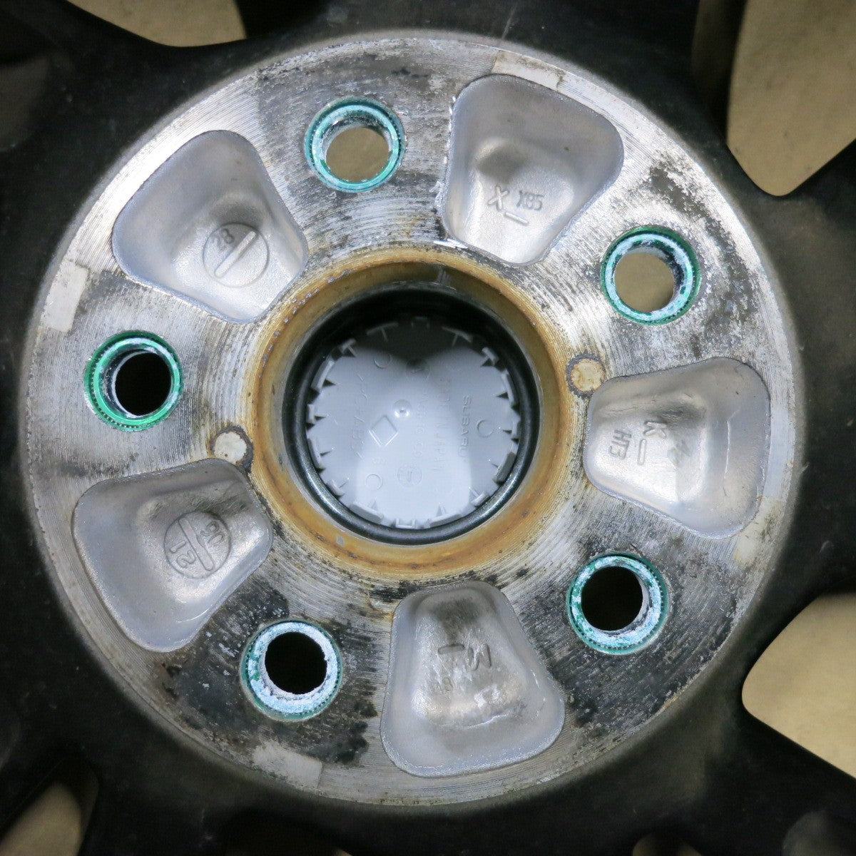 キレイ★スバル レヴォーグ VN5 GT-H 純正 ホイール 18インチ 18×7.5J PCD114.3/5H★5070416SYホ