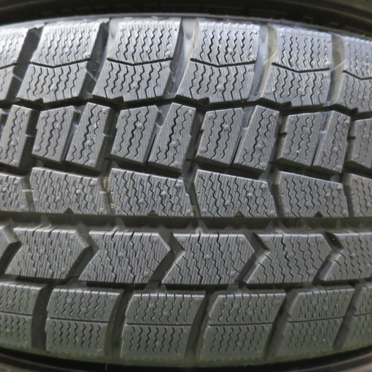 ほぼ未使用!23年!キレイ★アウディ ワーゲン 等 IRVINE F01 195/55R16 スタッドレス ダンロップ ウインターマックス WM02 アーヴィン 16インチ PCD100/5H★5092903イス