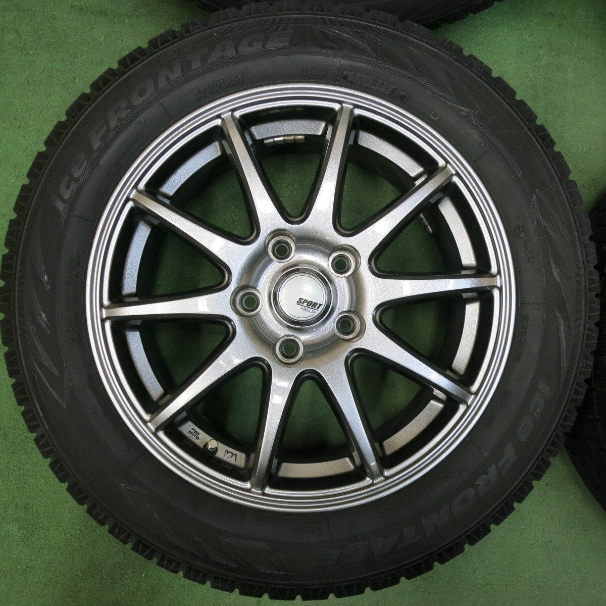 バリ溝!キレイ!9.5分★スタッドレス 205/60R16 アイスフロンテージ トーヨー SPORT ABELIA スポルト アベリア 16インチ PCD114.3/5H★5022806SYス