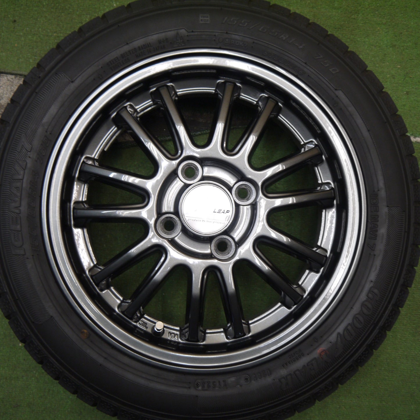 バリ溝!23年!キレイ!9.5分★スタッドレス 155/65R14 グッドイヤー アイスナビ7 LEAP リープ 14インチ PCD100/4H★5091005Hス