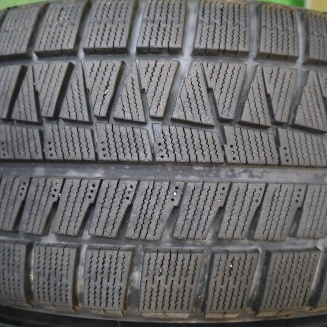 4本価格★スバル レガシィ 純正 215/45R17 スタッドレス ブリヂストン アイスパートナー2 17インチ PCD100★3110807TNス