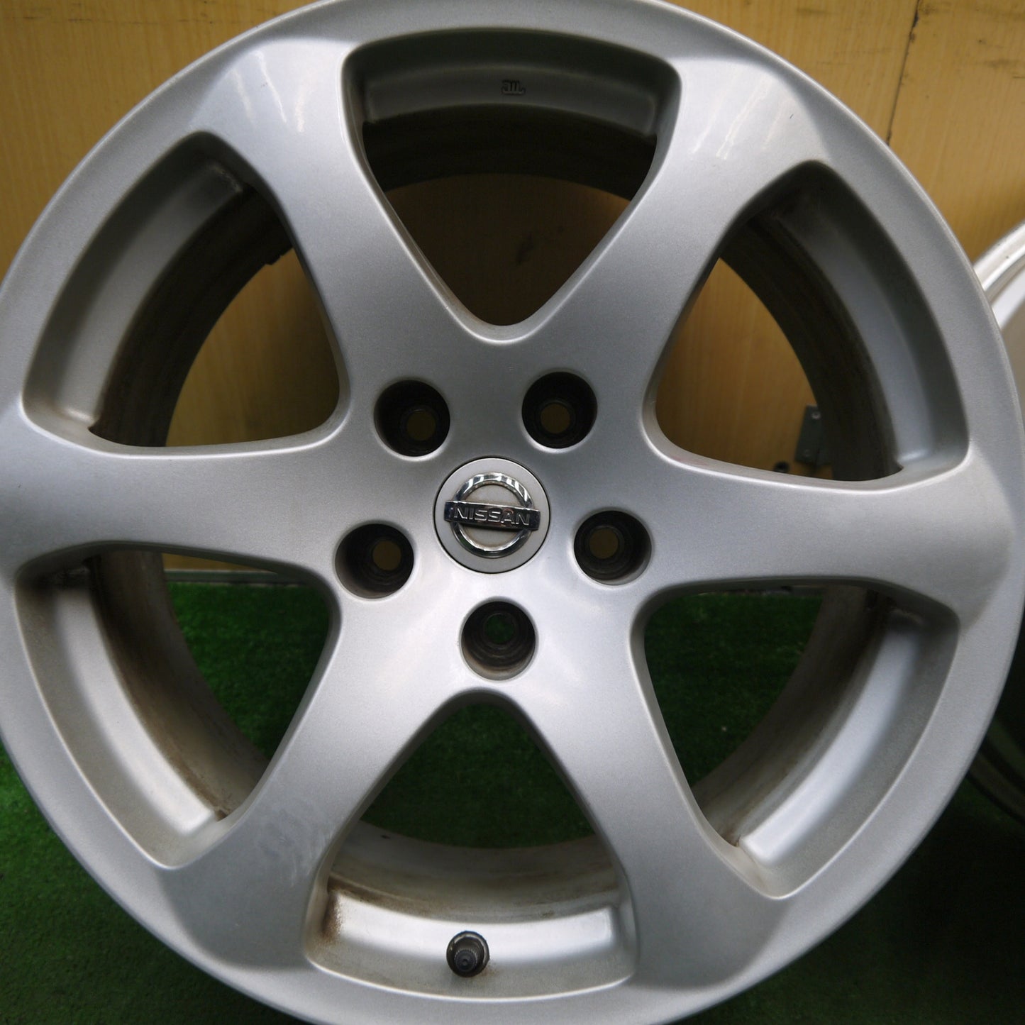 4本価格★日産 V35 スカイライン 純正 ホイール 17インチ 17×7.5JJ 17×8JJ PCD114.3/5H★5081206Hホ