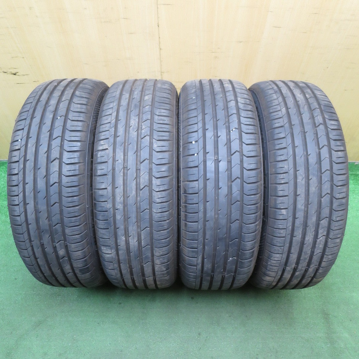 バリ溝!24年!9.5分★LEONIS UC 205/55R17 モモ トップラン M300 AS SPORT 17インチ レオニス PCD114.3/5H★5063001NJノ