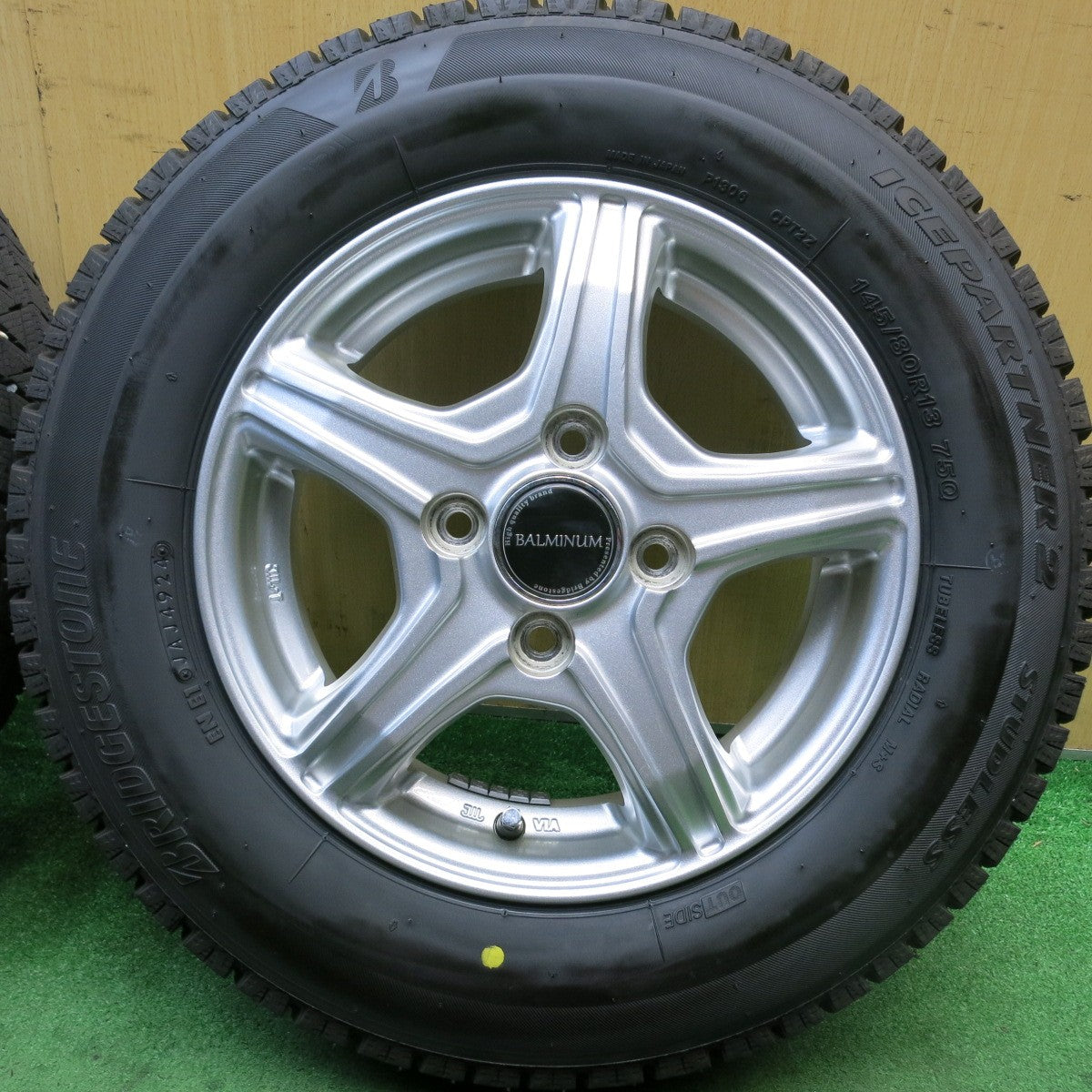バリ溝!24年!ほぼ10分★スタッドレス 145/80R13 ブリヂストン アイスパートナー2 BALMINUM バルミナ 13インチ PCD100/4H★5081410HAス