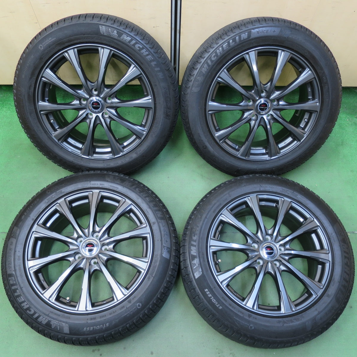 キレイ☆スタッドレス 225/55R18 ミシュラン X-ICE3+ AIRNOVA 