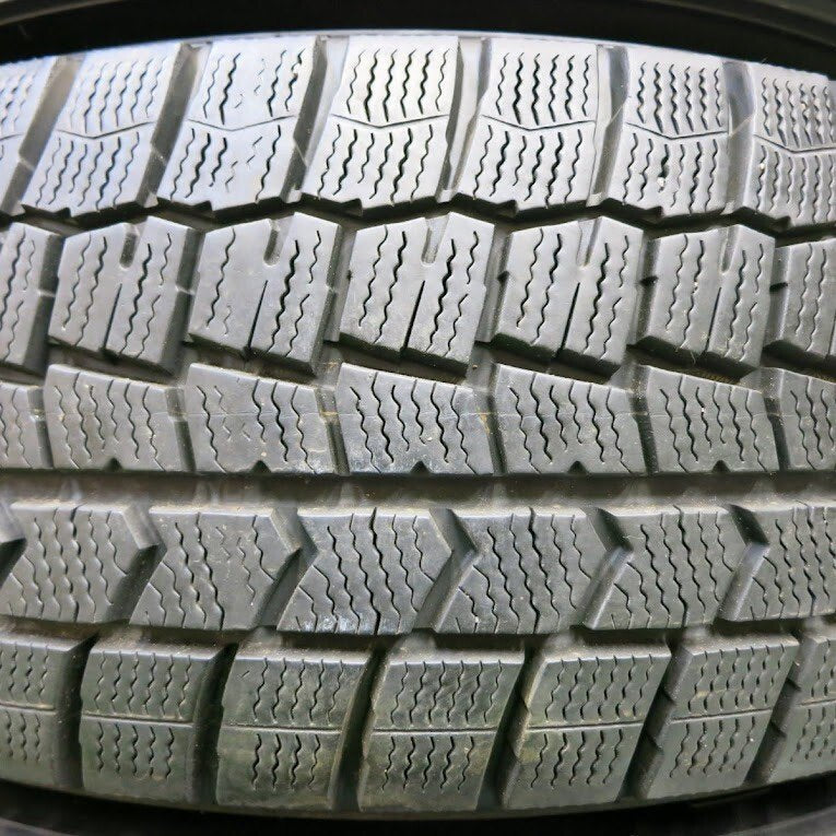 バリ溝 キレイ 9分★スタッドレス 195/65R15 ダンロップ ウインターマックス WM02 Mistiere PCD114.3/5H★4051107イス