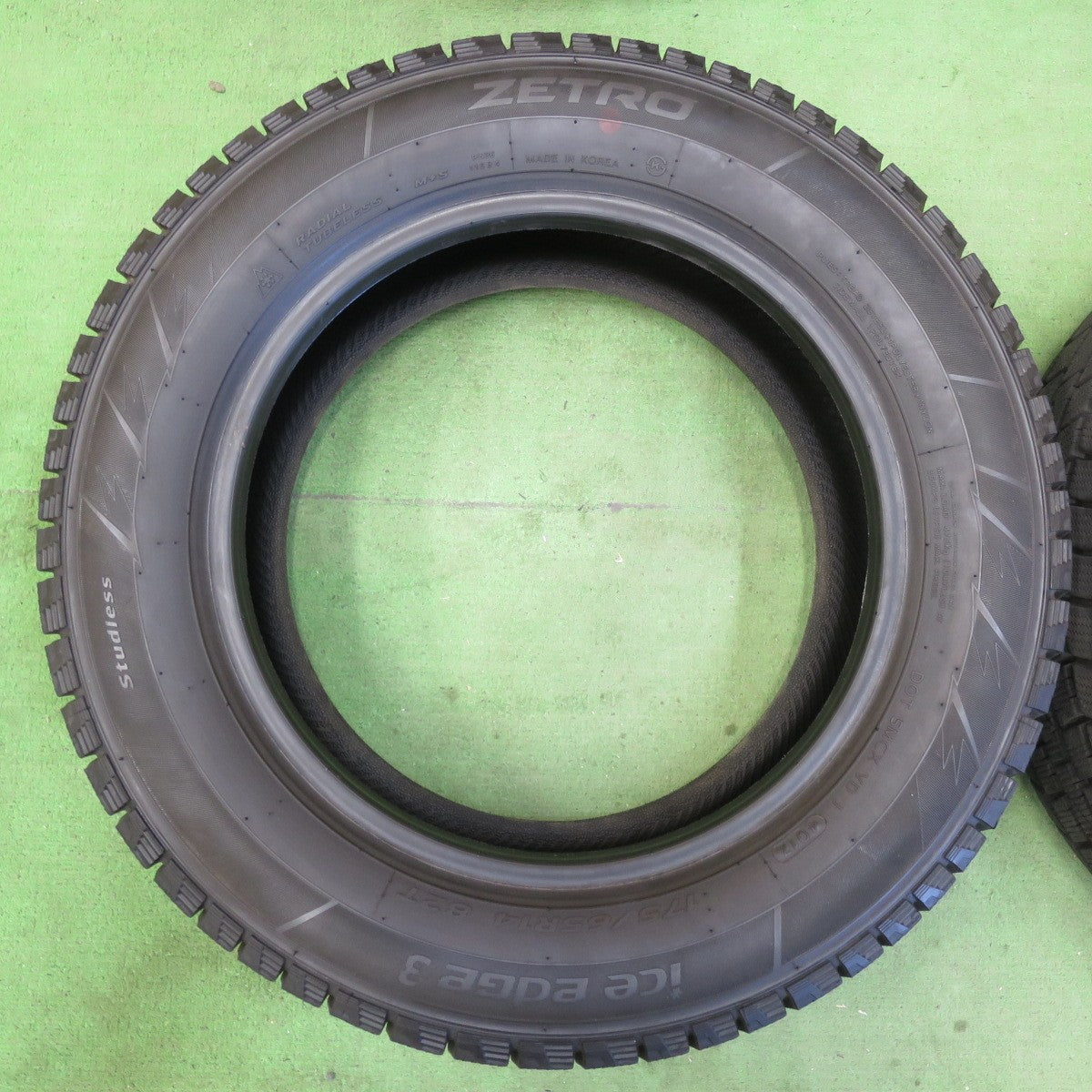 バリ溝!ほぼ10分★スタッドレス 175/65R14 ゼトロ アイスエッジ3 ZETRO ice edge3 タイヤ 14インチ デミオ ノート パッソ フィット 等★5041212イスタ