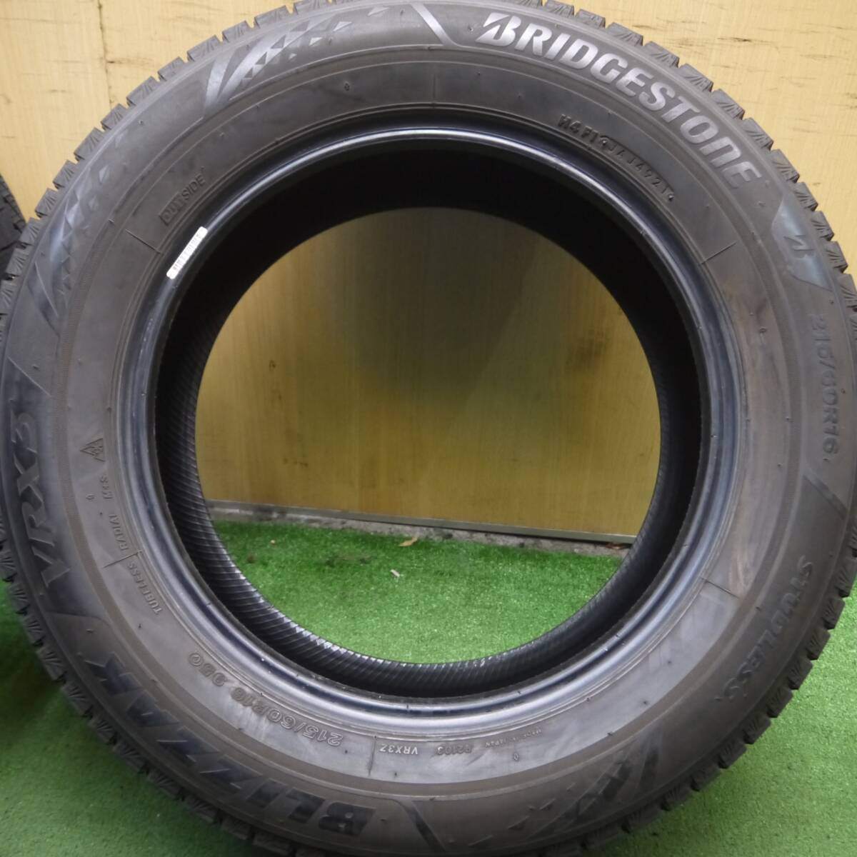 4本価格!21年★スタッドレス 215/60R16 ブリヂストン ブリザック VRX3 オデッセイ ヴェゼル クラウン等★4040504Hスタ