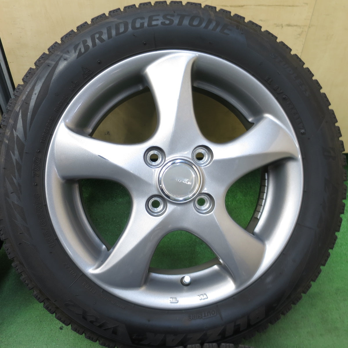 キレイ★スタッドレス 155/65R14 ブリヂストン ブリザック VRX2 TOPRUN トップラン 14インチ PCD100/4H★5042501AKス