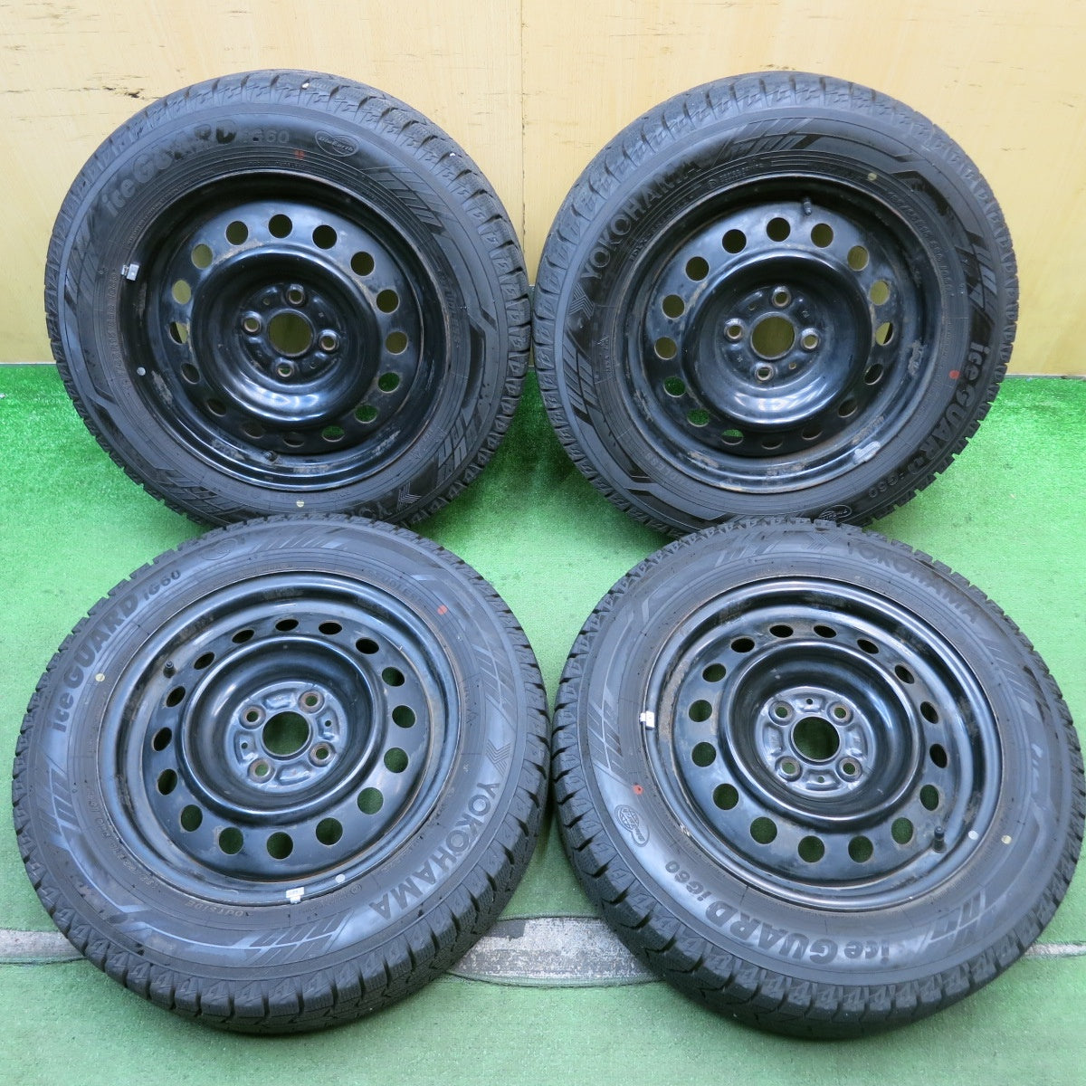 バリ溝！22年！9.5分以上☆スタッドレス 185/65R15 ヨコハマ