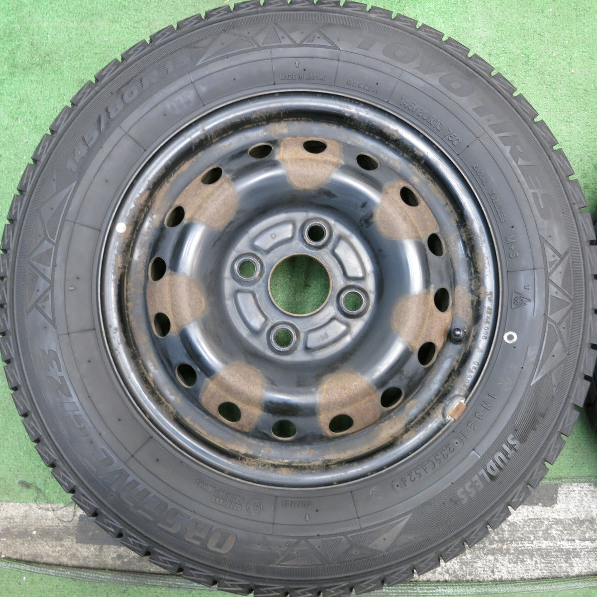 バリ溝!24年!9分★スタッドレス 145/80R13 トーヨー オブザーブ GIZ3 スチール ホイール 13インチ PCD100/4H★5092705HAス