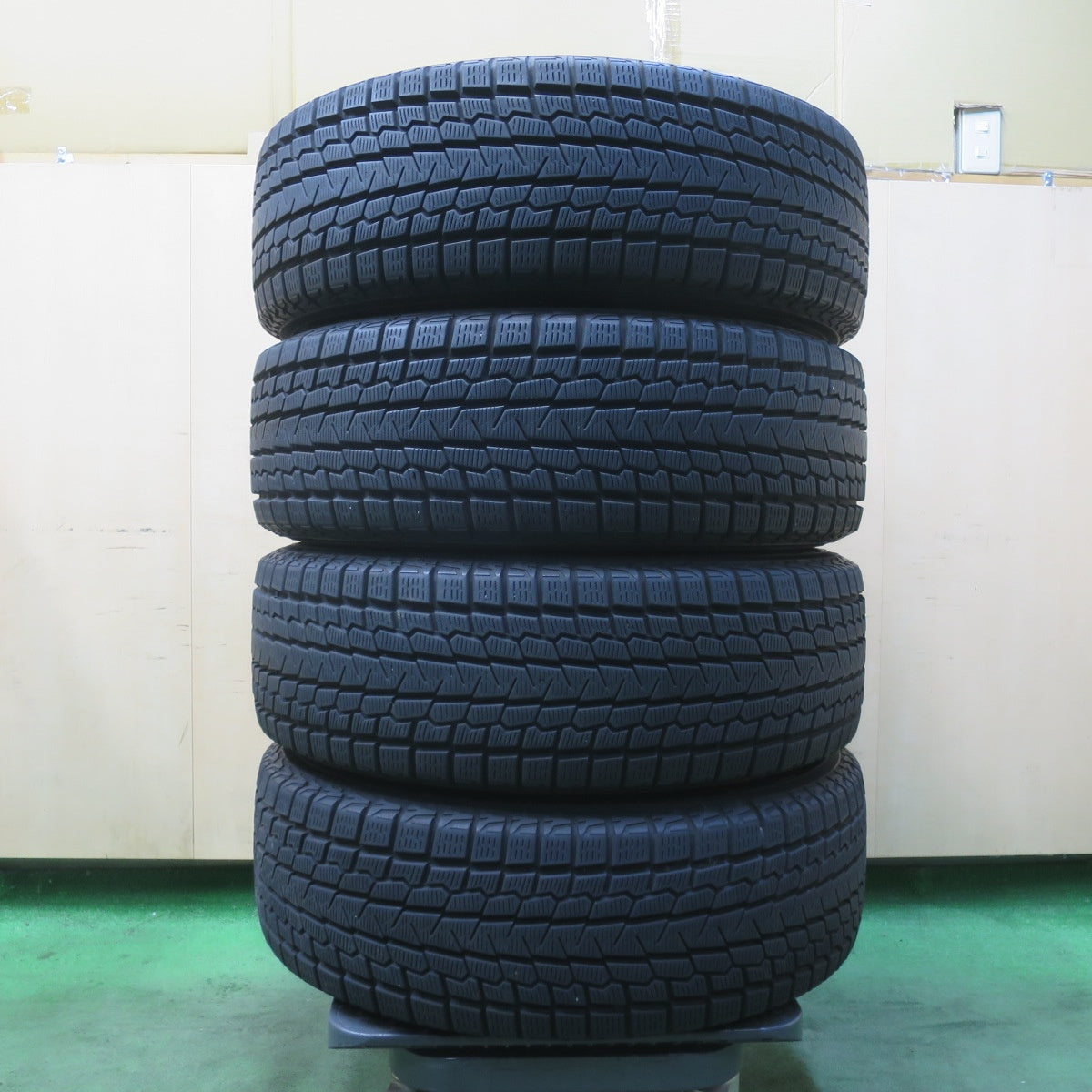 バリ溝!キレイ!9.5分★スタッドレス 225/60R18 ヨコハマ アイスガード G075 SMACK ENKEI スマック エンケイ 18インチ PCD114.3/5H★6011004イス
