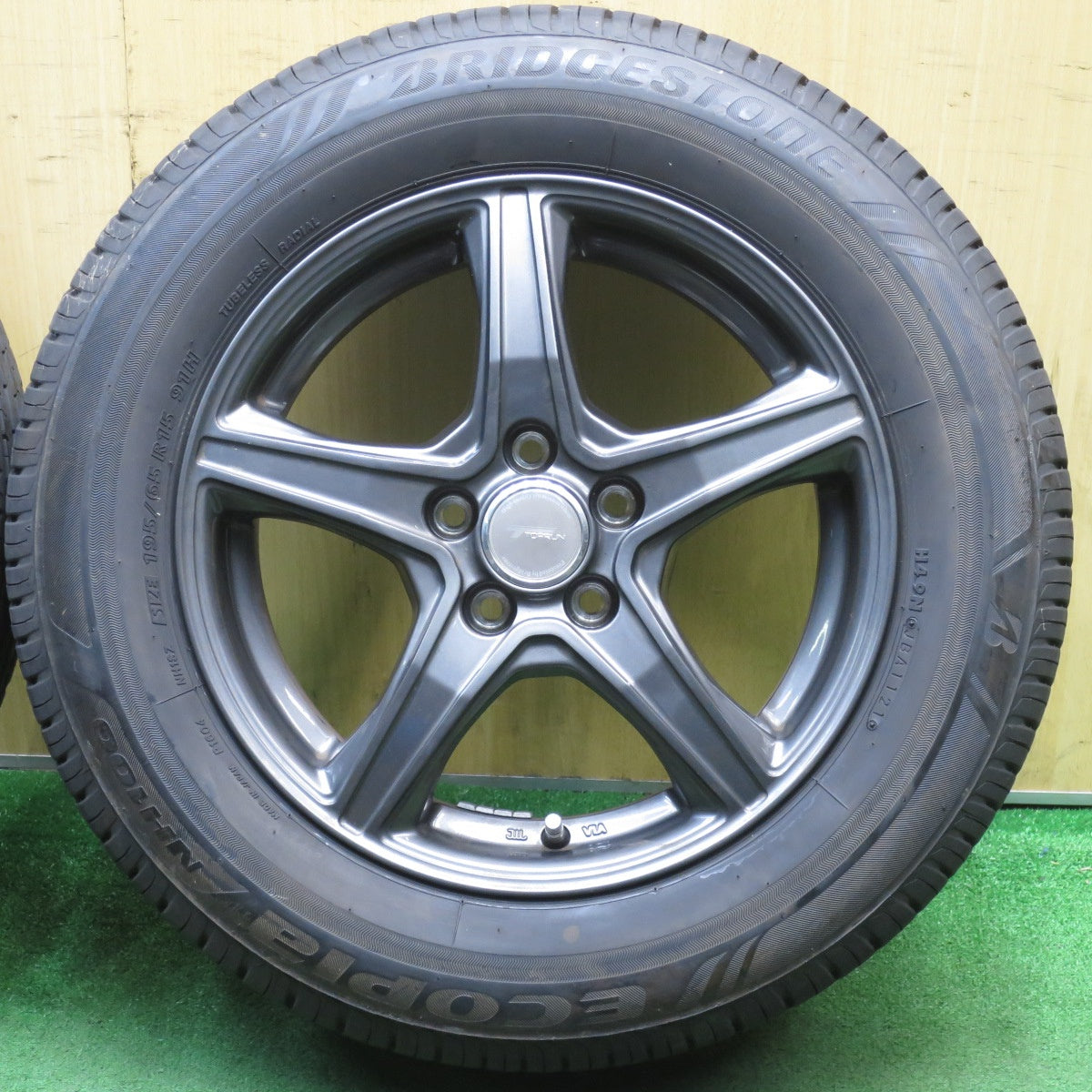 バリ溝!21年!キレイ!9.5分★プリウス 等 195/65R15 ブリヂストン エコピア NH100 TOPRUN トップラン 15インチ PCD100/5H★5060304NJノ