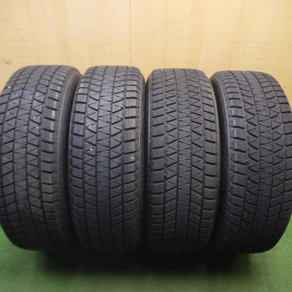 バリ溝!23年!キレイ!9.5分★Lehrmeister L-F LOUNGE 235/60R18 スタッドレス ブリヂストン ブリザック DM-V3 レアマイスター L-Fラウンジ 18インチ PCD114.3/5H★5022111Hス