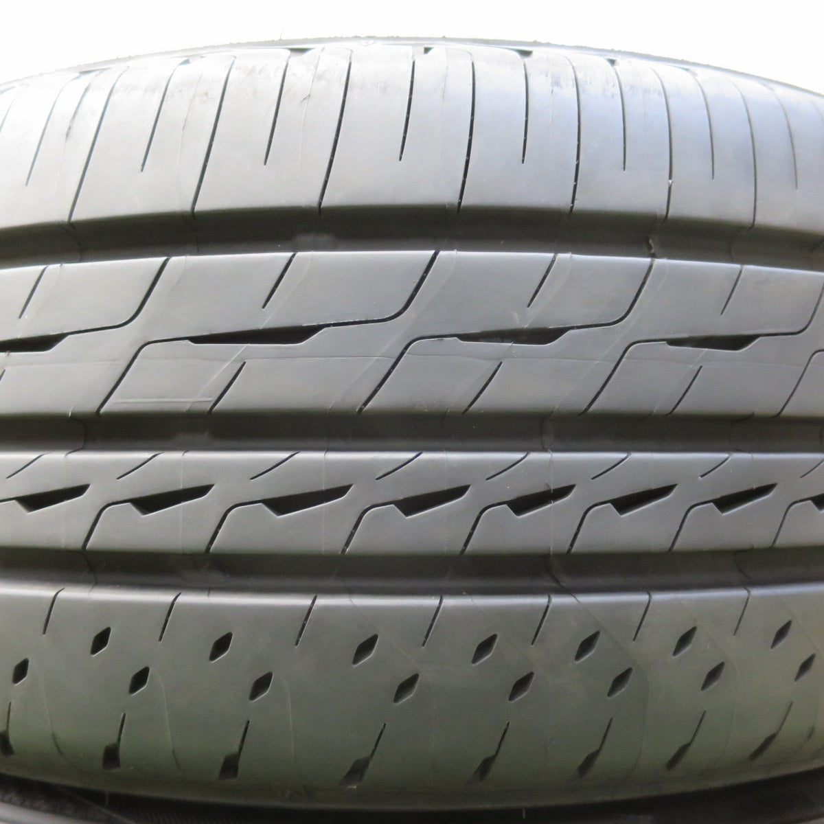 ほぼ未使用!25年!新車外し★215/50R18 ブリヂストン レグノ GR-X3 GR-XIII TYPE RV タイヤ 18インチ ヤリスクロス CX-3 等★5072208イノタ