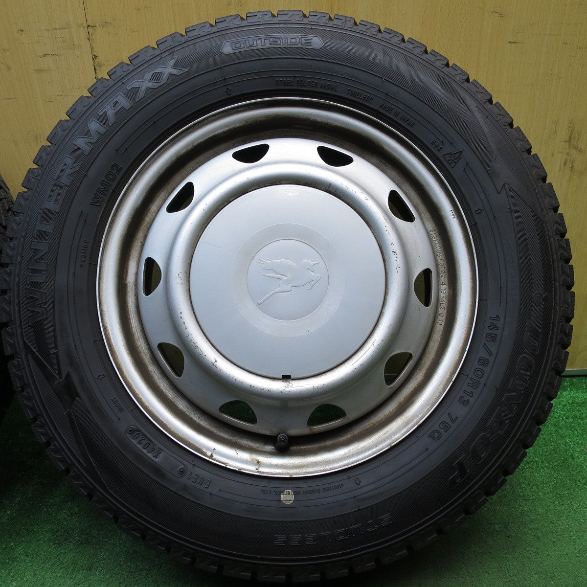 バリ溝!22年!8.5分★スタッドレス 145/80R13 ダンロップ ウインターマックス WM02 スチール ホイール 13インチ PCD100 110 114.3/4H マルチ★5062701NJス