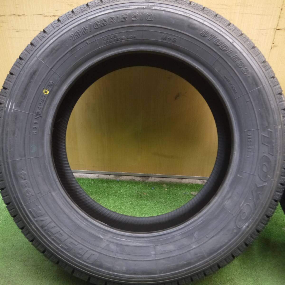 未使用★スタッドレス 195/65R15 トーヨー オブザーブ 934 タイヤ 15インチ ノア ヴォクシー プリウス 等★4031805Hスタ