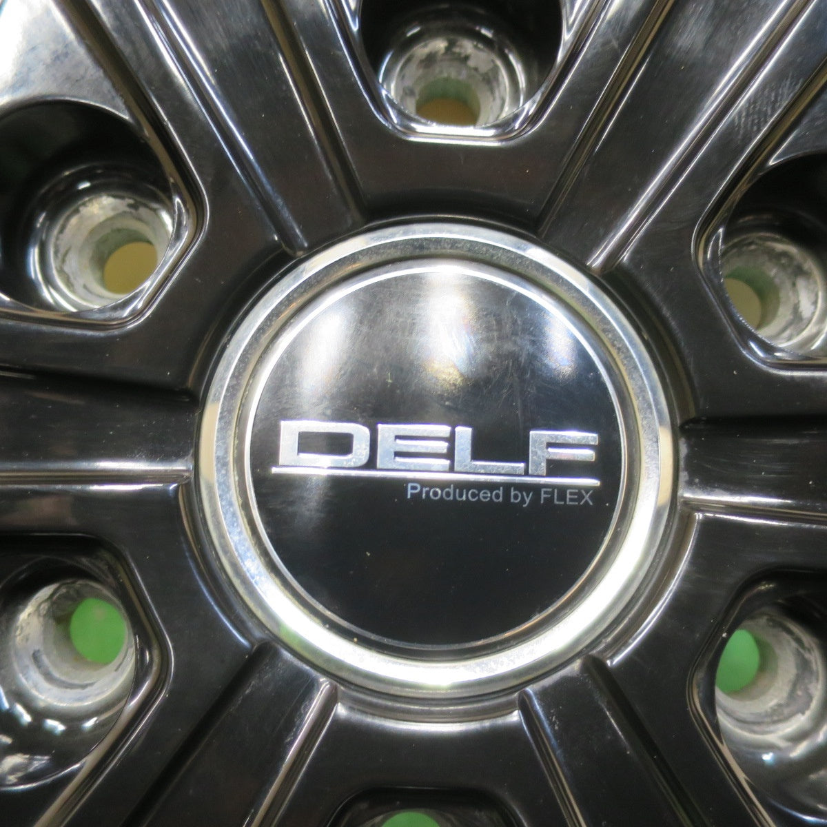 バリ溝!22年!キレイ!9.5分★スタッドレス 195/80R15 107/105L グッドイヤー アイスナビ CARGO DELF FLEX 15インチ PCD139.7/6H★5042912イス