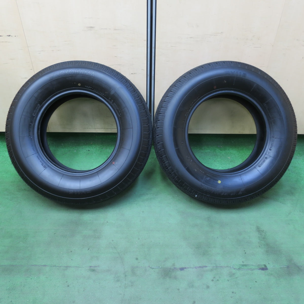 新車外し!25年!2本★トラック タイヤ 205/80R15 109/107N ヨコハマ RY118 15インチ★5090607イノタ