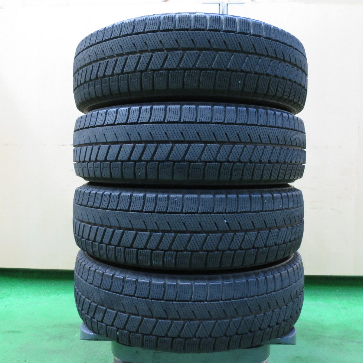 155/65R14 ブリヂストンVRX バリ溝 2本 送料込み バリ溝 155/65R14