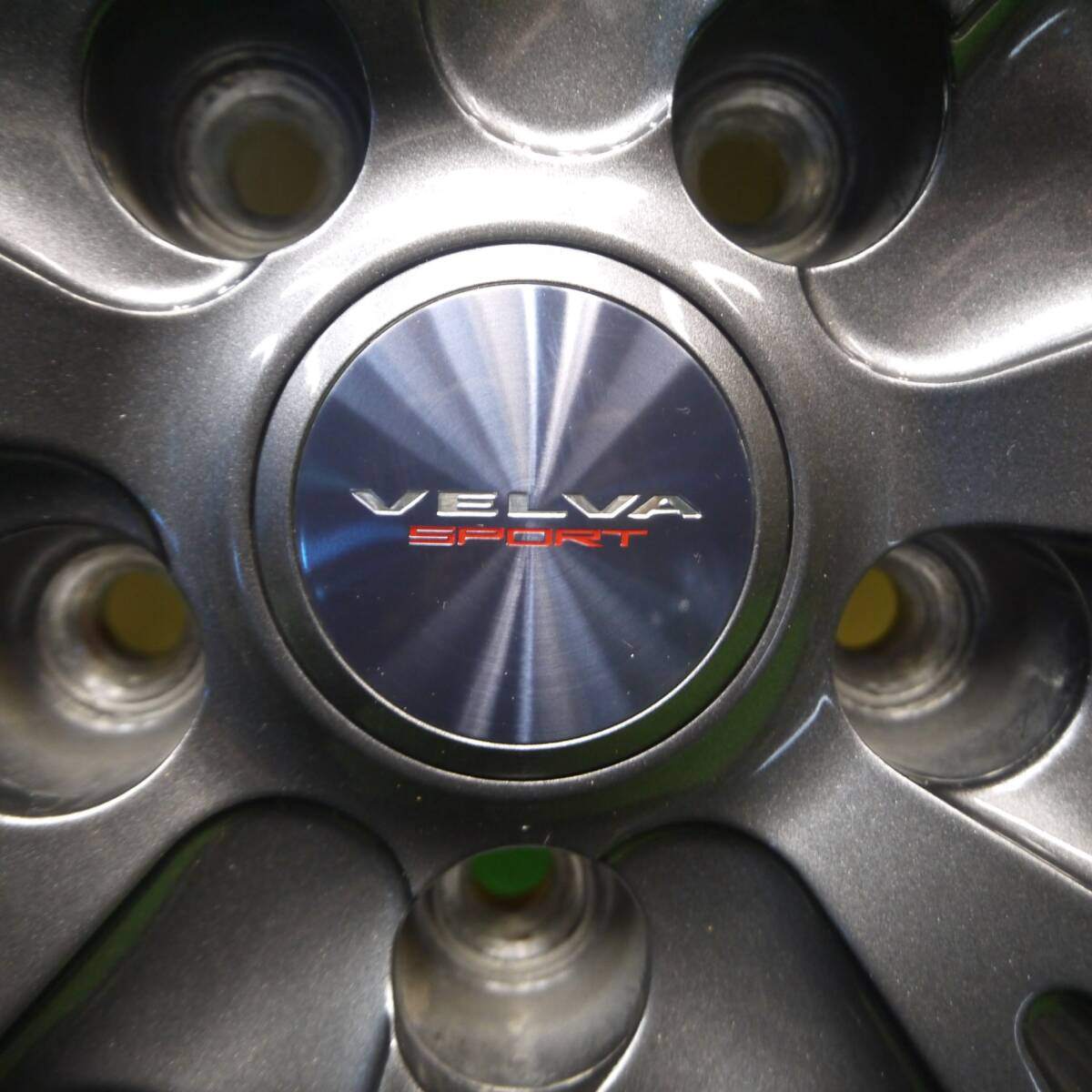 バリ溝!キレイ!9.5分★スタッドレス 215/65R16 トーヨー ウインター トランパス TX VELVA SPORT ヴェルヴァ 16インチ PCD114.3/5H★5012406Hス