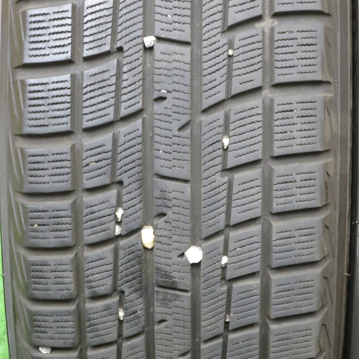 バリ溝!23年!9.5分★スタッドレス 205/60R16 プラクティバ アイス BP02 JOKER ジョーカー 16インチ PCD114.3/5H★5070102TTス