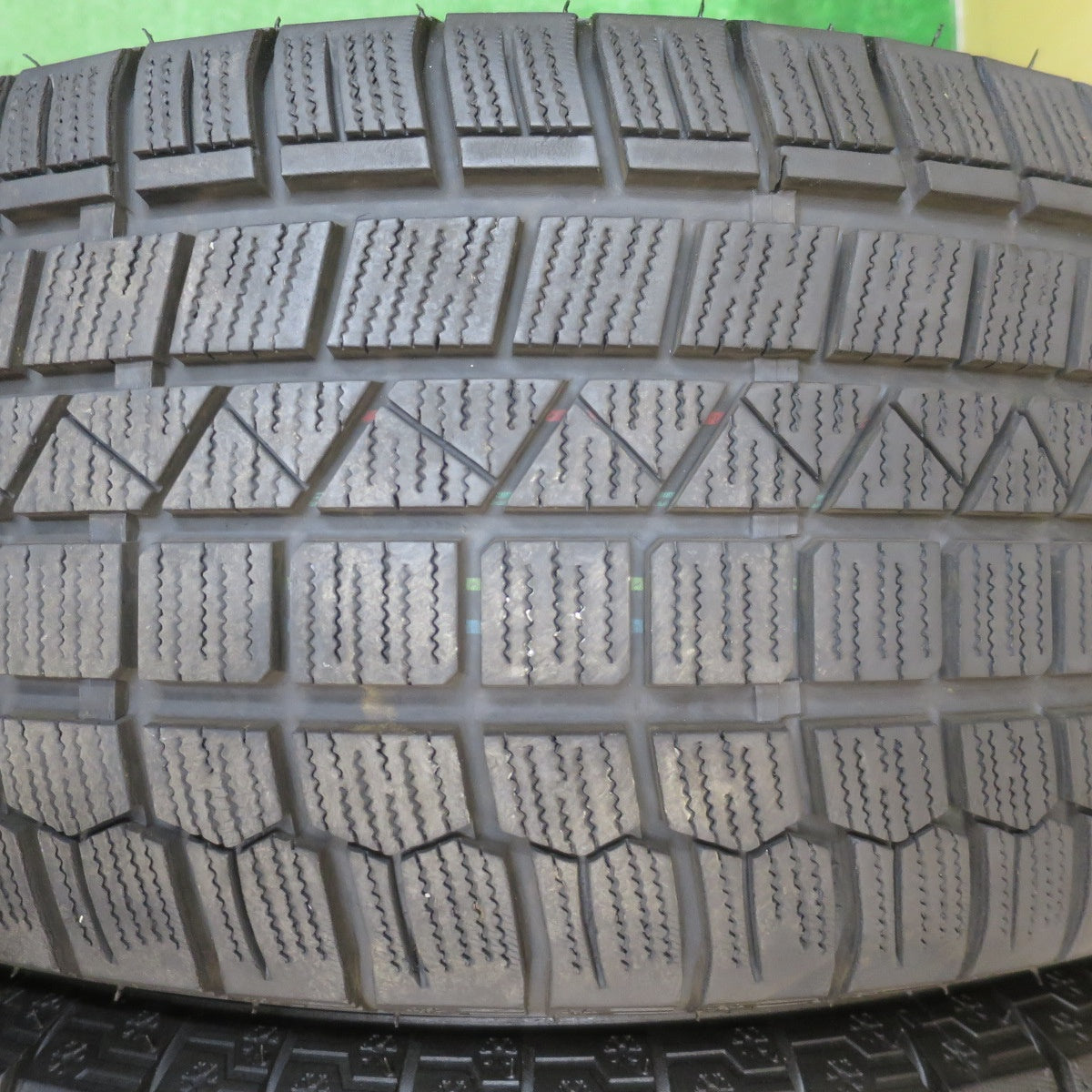 バリ溝!22年!キレイ!9.5分★トヨタ 20系 アルファード ヴェルファイア 純正 235/50R18 スタッドレス ケンダ KR36 アイステック ネオ 18インチ PCD114.3/5H★5070801NJス