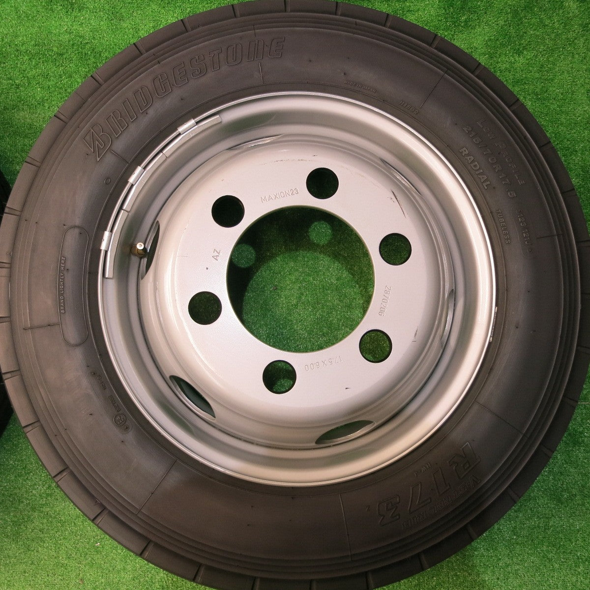 新車外し!22年★日野 デュトロ 純正 スチール MAXION23 215/70R17.5 123/121J ブリヂストン R173 17.5インチ PCD222.25/6H★5050201HAノ