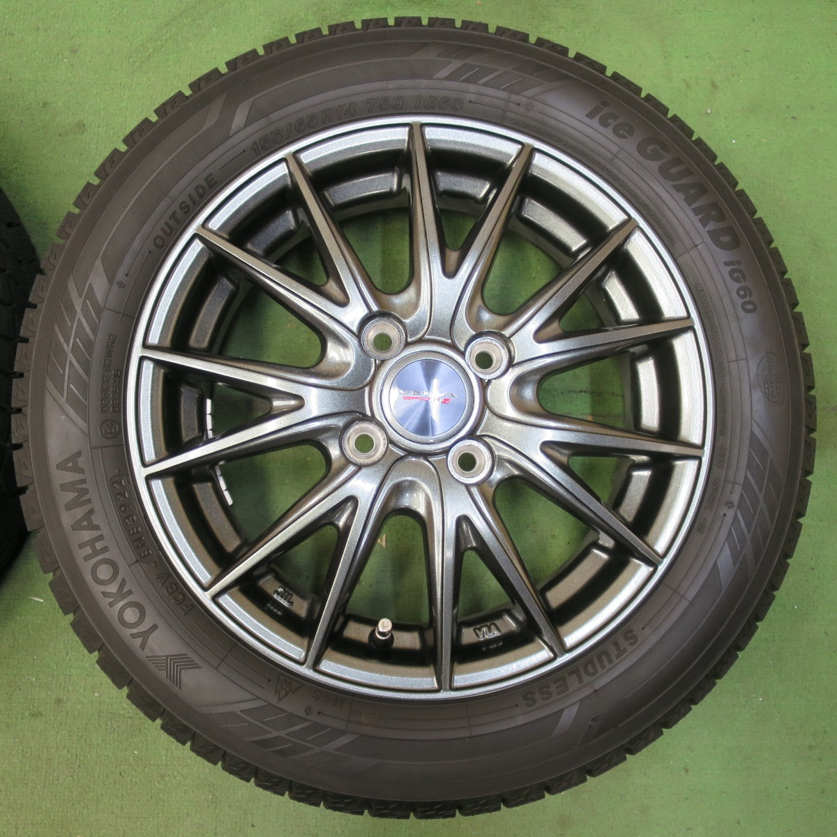 バリ溝!22年!キレイ!ほぼ10分★スタッドレス 155/65R14 ヨコハマ アイスガード iG60 VELVA SPORTZ ヴェルヴァ 14インチ PCD100/4H★5092910イス