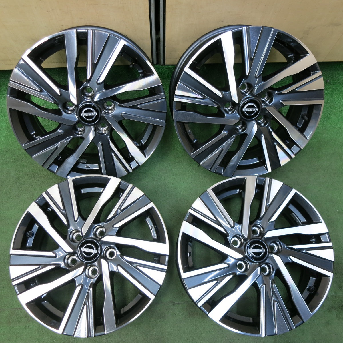 新車外し★日産 C28 セレナ 純正 ホイール 16インチ 16×6J PCD114.3/5H★5043002SYホ