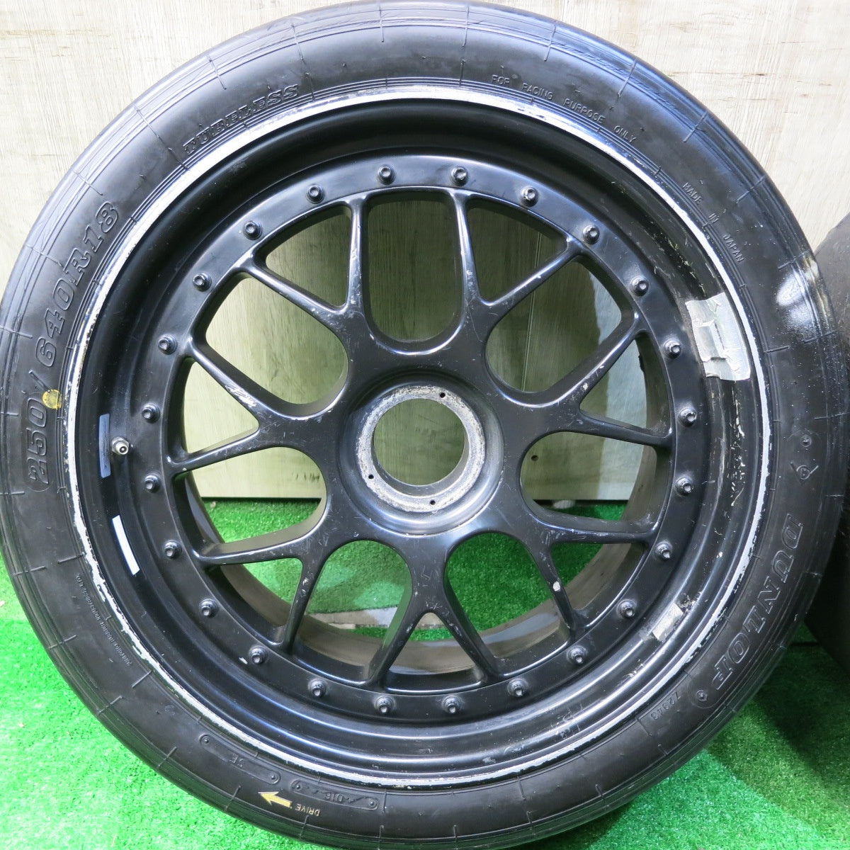 4本価格★ポルシェ 997 GT3 純正 BBS 0229066 585/562 センターロック 250/640R18 300/680R18 ダンロップ 18インチ★5050204HAノ