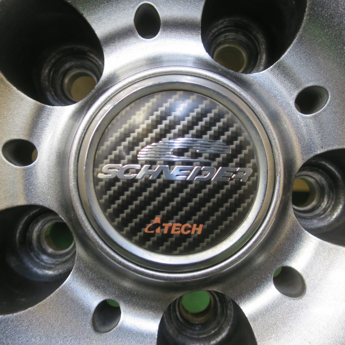 バリ溝!23年!キレイ!9分◎スタッドレス 205/60R16 コンチネンタル ノースコンタクト NC6 SCHNEIDER ATECH シュナイダー 16インチ PCD114.3/5H◎6102003イス