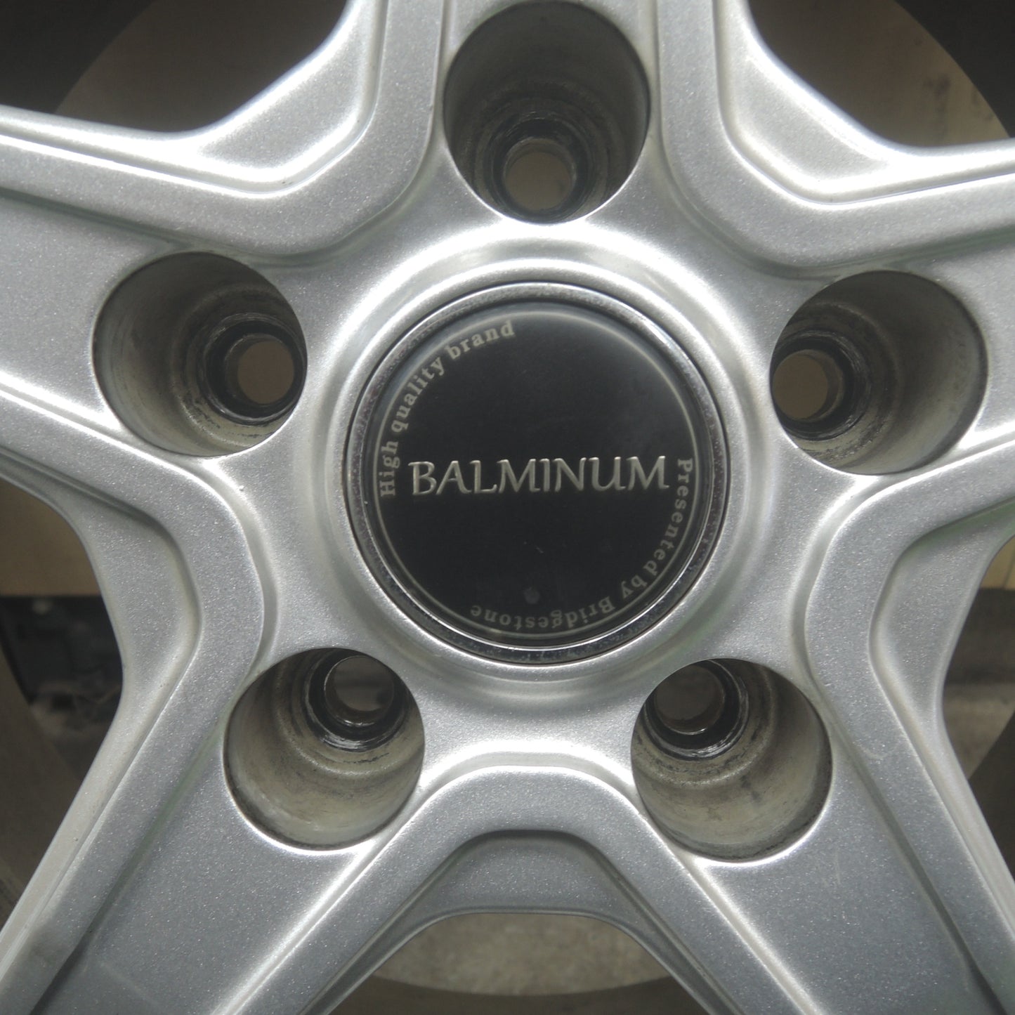 バリ溝!23年!キレイ!9分★スタッドレス 215/60R16 ブリヂストン アイスパートナー2 BALMINUM バルミナ 16インチ PCD114.3/5H★5042302TTス
