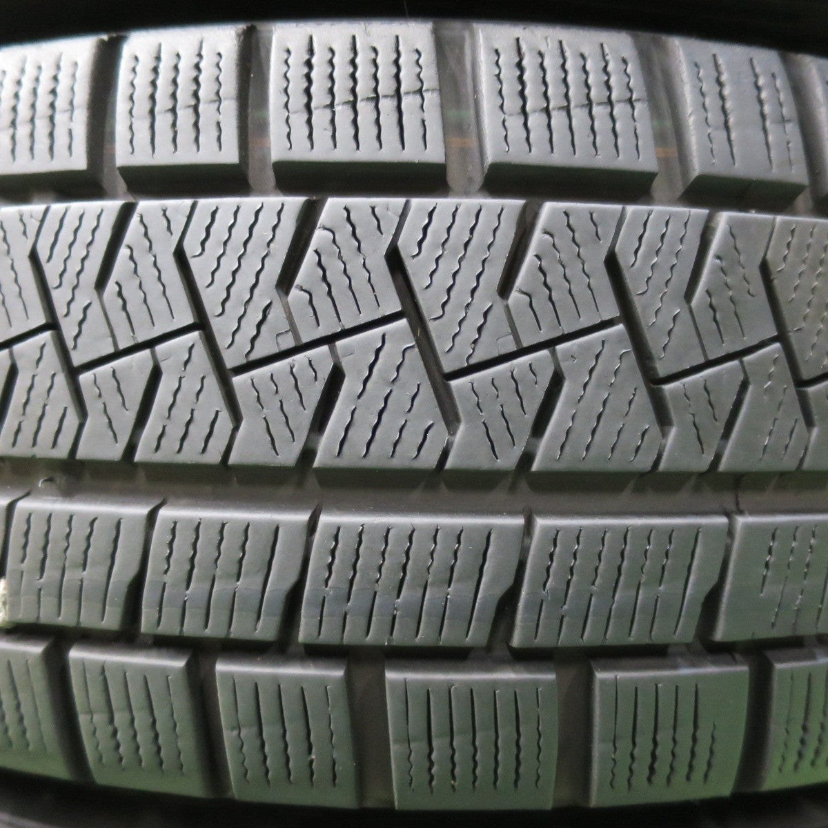 キレイ!21年★スタッドレス 175/65R15 ピレリ アイスアシンメトリコ プラス 阿部商会 15インチ PCD100/4H★4113014イス