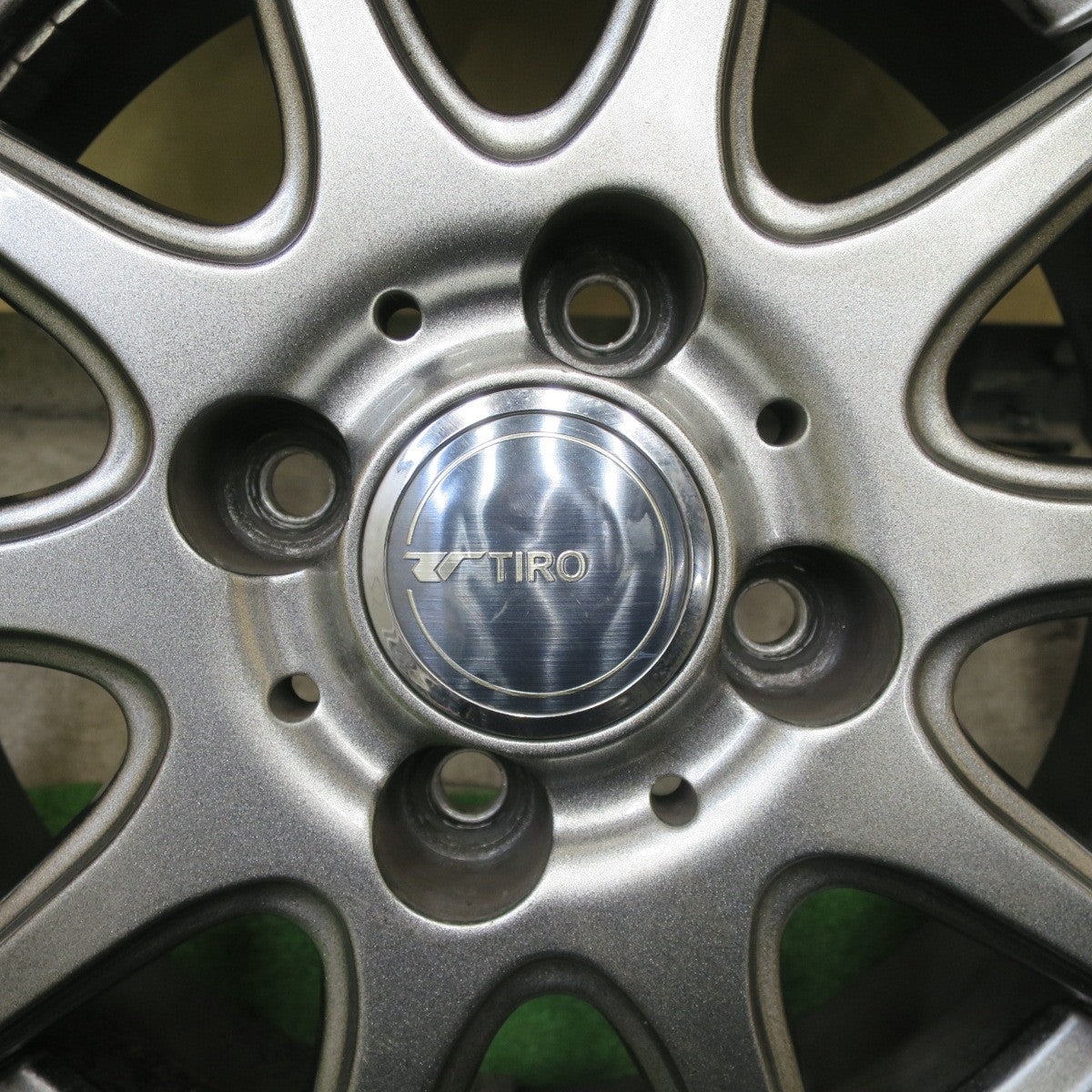 キレイ★スタッドレス 165/65R14 ブリヂストン ブリザック VRX TIRO ティーロ 14インチ PCD100/4H★5060603TTス
