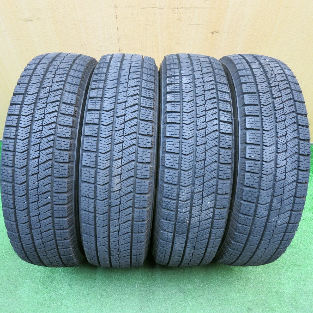 バリ溝!22年!8.5分★スタッドレス 165/65R15 ブリヂストン ブリザック VRX2 TOPRUN トップラン 15インチ タフト ソリオ 等 PCD100/4H★5120608HAス