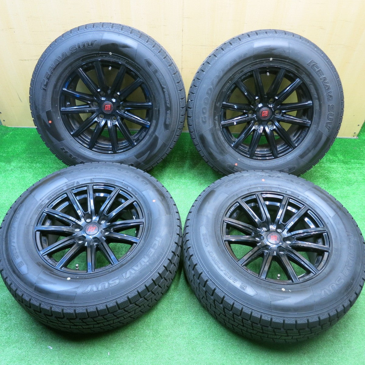 バリ溝!22年!9.5分★スタッドレス 265/70R17 グッドイヤー アイスナビ SUV SEIN ザイン 17インチ PCD139.7/6H★5103006HAス