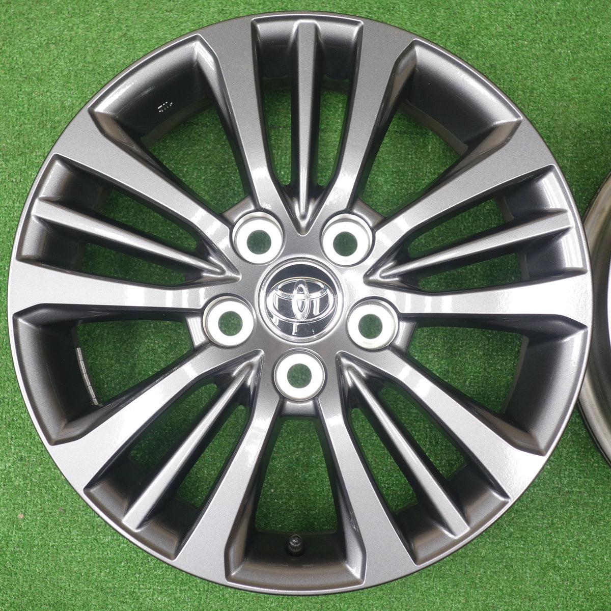 キレイ★トヨタ 90系 ノア ヴォクシー 純正 ENKEI ホイール 16インチ 16×6J エンケイ PCD114.3/5H★6010901KTホ