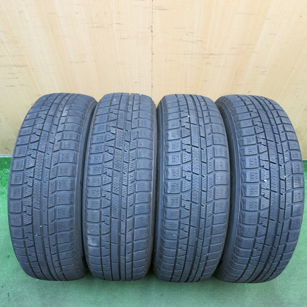 バリ溝!8.5分◎LOXARNY SPORT BADX 175/65R15 スタッドレス ヨコハマ アイスガード iG50 プラス ロクサーニ スポーツ 15インチ PCD100/4H◎6101010HAス
