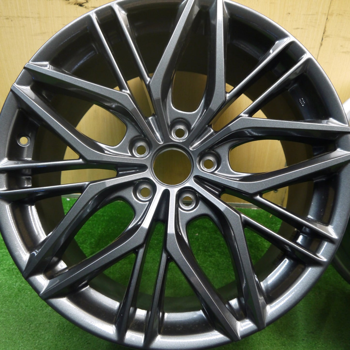 新車外し★レクサス IS 500 Fスポーツ パフォーマンス 純正 ホイール 19インチ 19×8.5J 19×9.5J PCD114.3/5H★5052304Hホ