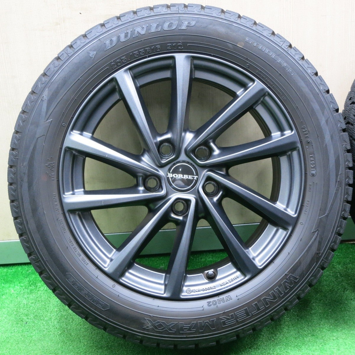 バリ溝 21年 キレイ 9.5分★ワーゲン等 BORBET タイプV 205/55R16 スタッドレス ダンロップ WM02 PCD112/5H★4102802NJス