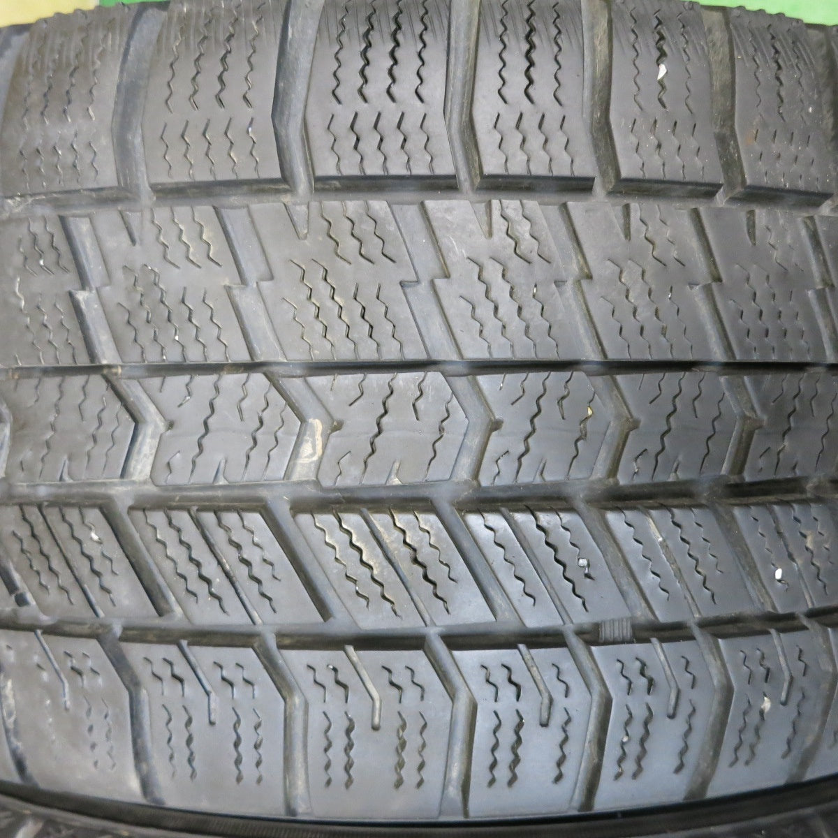 キレイ!21年★ワーゲン UP! 純正 195/45R16 スタッドレス グッドイヤー アイスナビ8 16インチ アップ PCD100/4H★5062811HAス