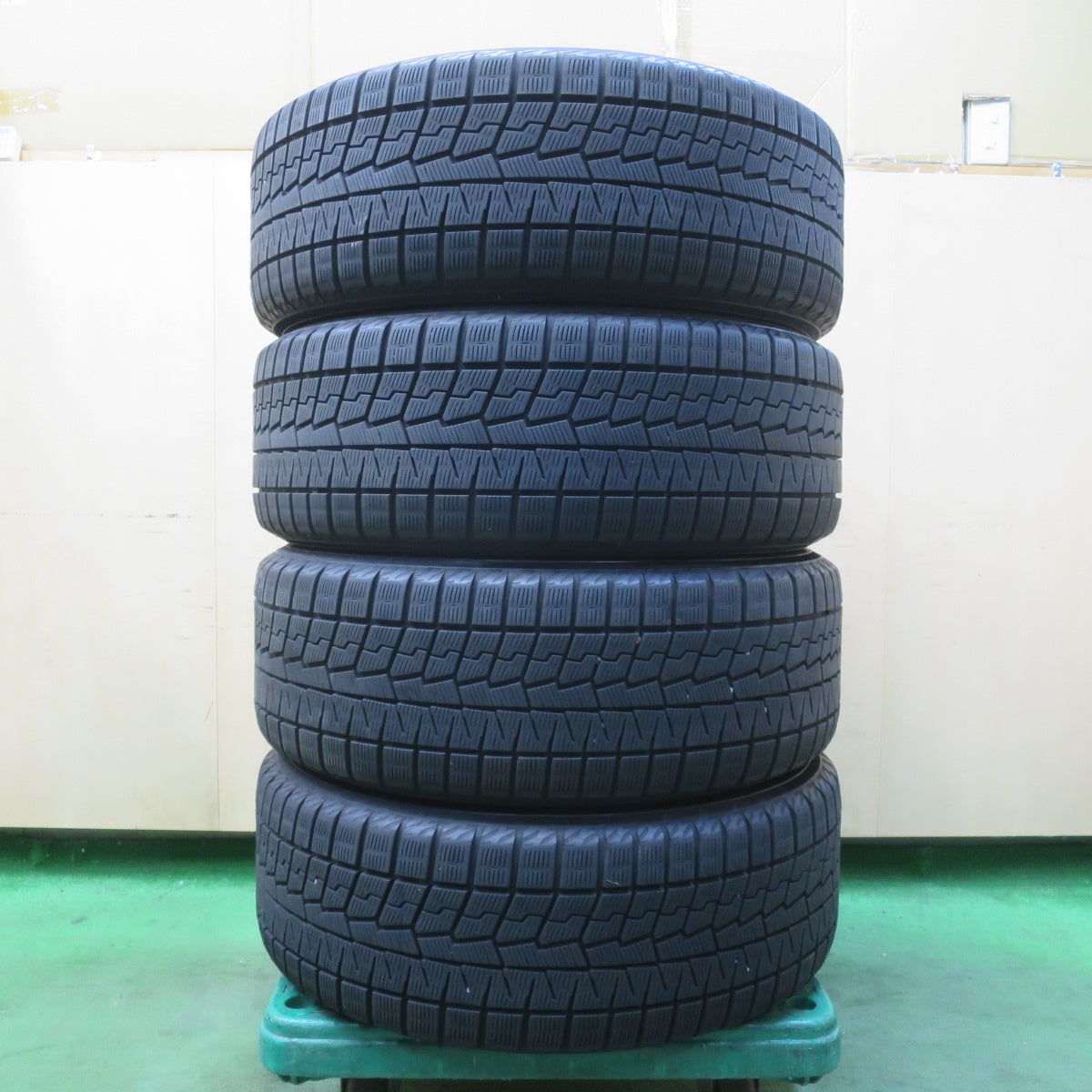 バリ溝!9.5分★BMW MINI 等 KELLENERS Sport Eltz 225/50R18 スタッドレス ヨコハマ アイスガード iG70 ケレナーズ スポーツ エルツ 18インチ PCD112/5H★6010603イス