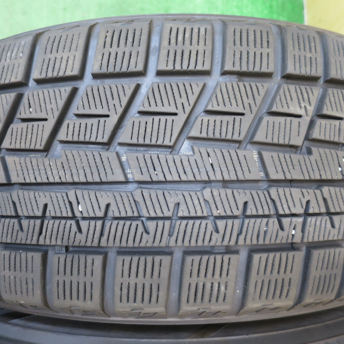バリ溝!21年!キレイ!9.5分★XV 等 225/60R17 スタッドレス ヨコハマ アイスガード iG60 GRASS グラス 17インチ PCD100/5H★5093007NJス