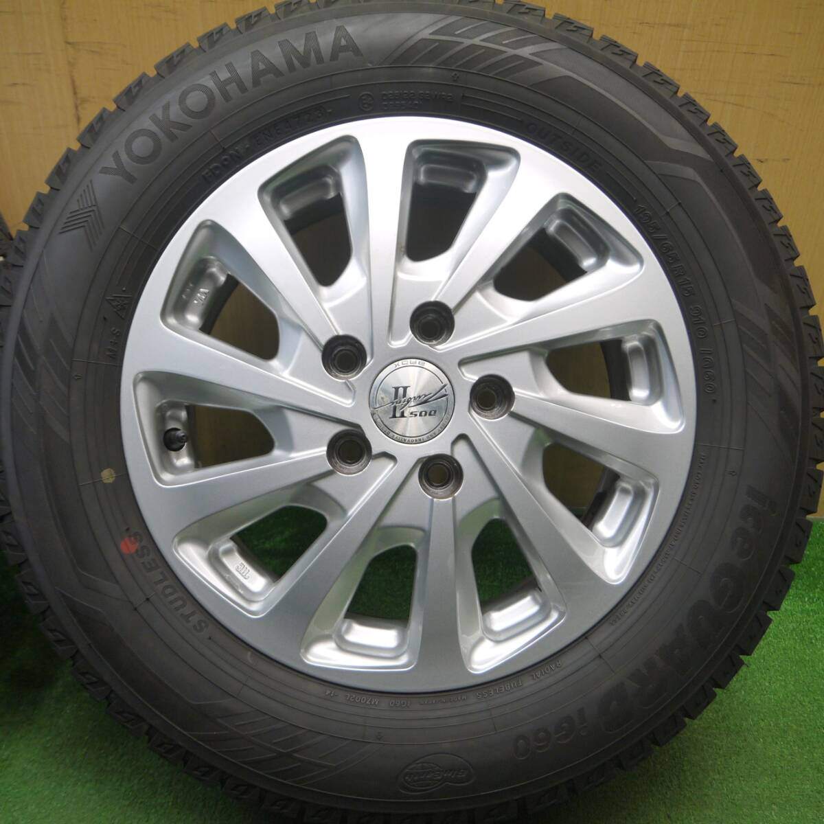 バリ溝!23年!キレイ!ほぼ10分★スタッドレス 195/65R15 ヨコハマ アイスガード iG60 D.O.S. TurbineⅡ DOS タービン 2 15インチ PCD114.3/5H★5030501Hス