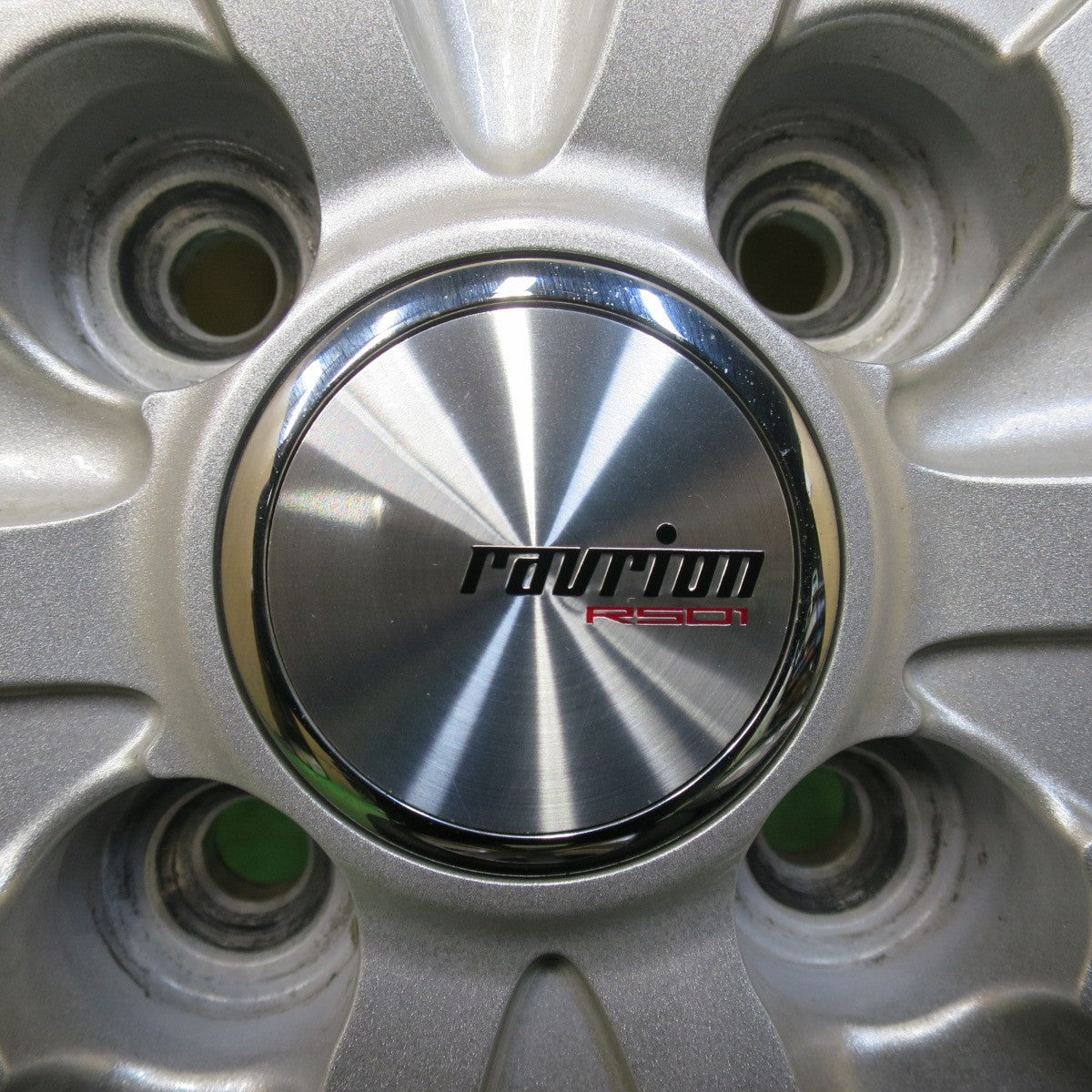 超バリ溝!24年!キレイ!9.5分以上★スタッドレス 155/80R14 88/86N グッドイヤー アイスナビ CARGO ravrion RS01 ラブリオン 14インチ PCD100/4H★5102802イス
