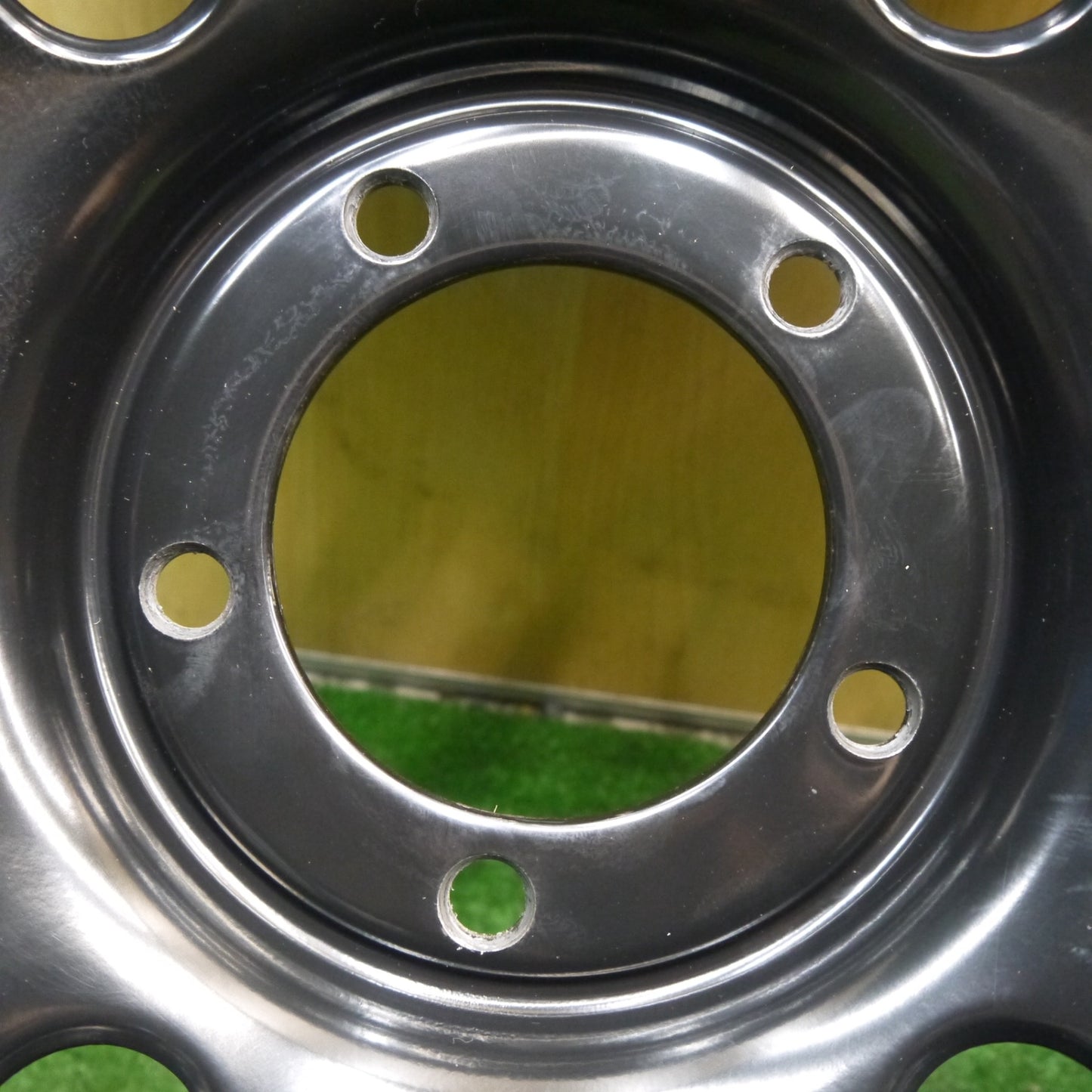 バリ溝!キレイ!9分★DAYTONA デイトナ スタッドレス 175/80R16 ダンロップ ウインターマックス SJ8 16インチ PCD139.7/5H★5082602Hス