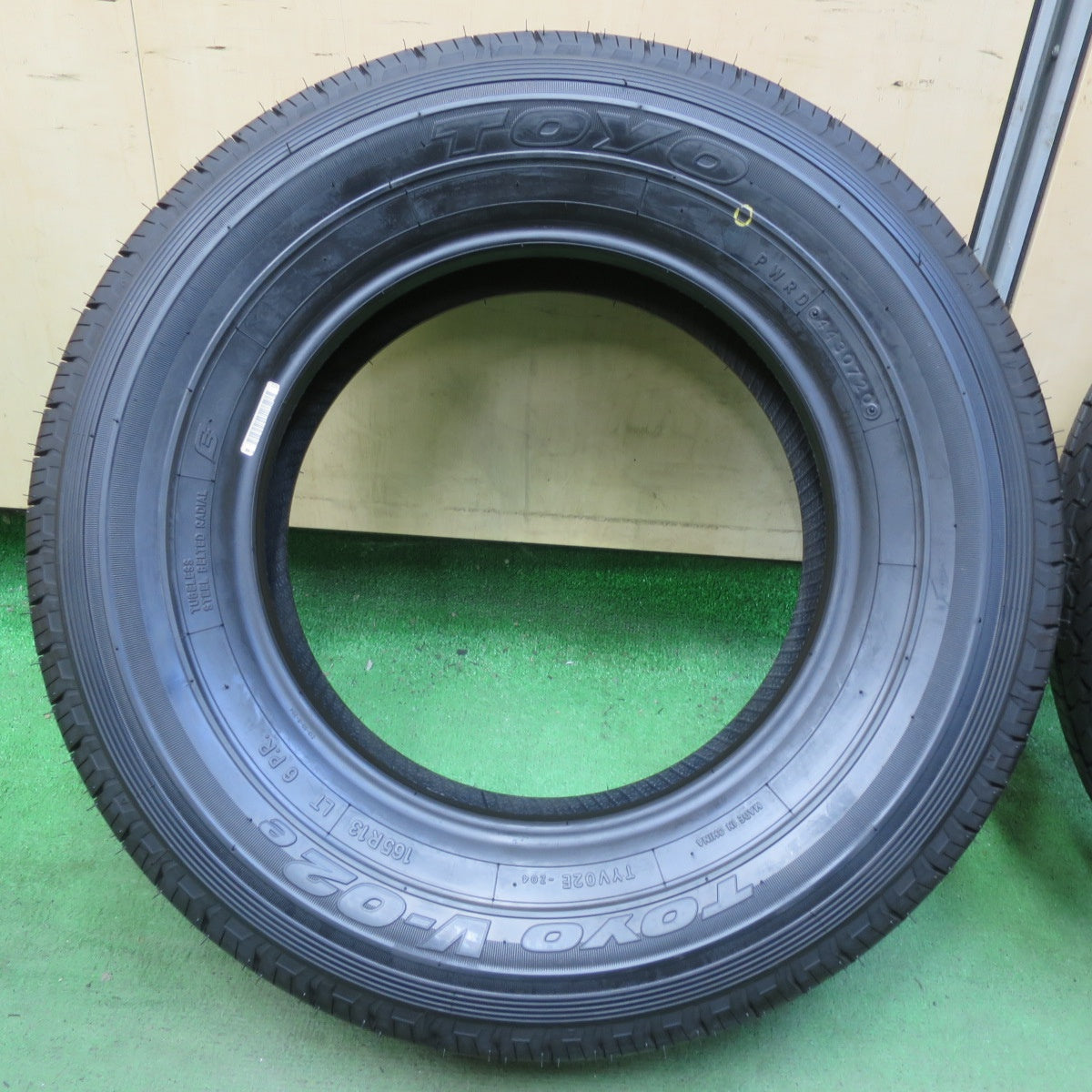 未使用★165R13 6PR トーヨー V-02e タイヤ 13インチ プロボックス タウンボックス ライトエース タウンエース エブリィ 等★5092005イノタ