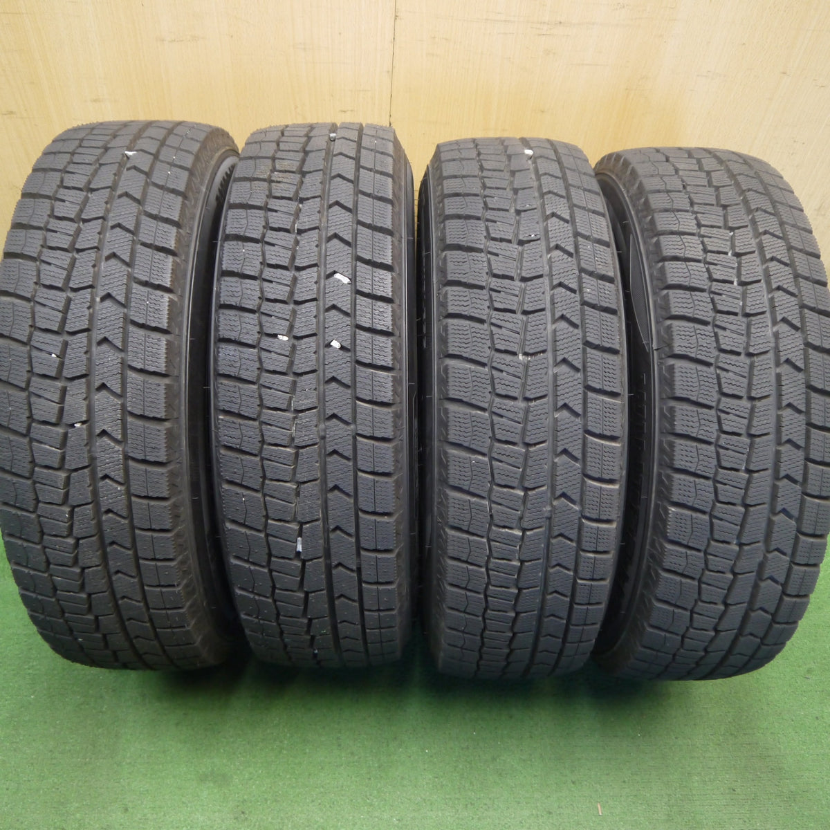 ほぼ未使用!25年◎スタッドレス 175/70R14 ダンロップ ウインターマックス WM02 EuroSpeed MANARAY SPORT ユーロスピード マナレイ スポーツ 14インチ PCD100/4H◎6091505Hス