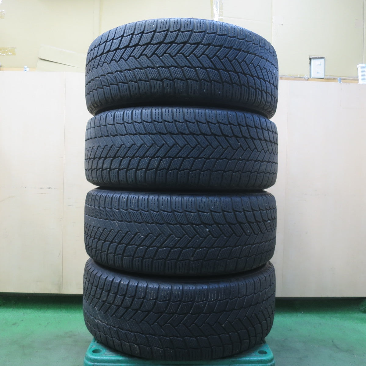 バリ溝!24年!8.5分◎BMW 等 RACING DYNAMICS 245/50R18 スタッドレス ミシュラン X-ICE SNOW レーシング ダイナミックス 18インチ PCD120/5H◎6061202イス